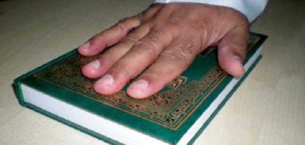 حكم من شاهد على شيء في المحكمة وهو لم يرى؟