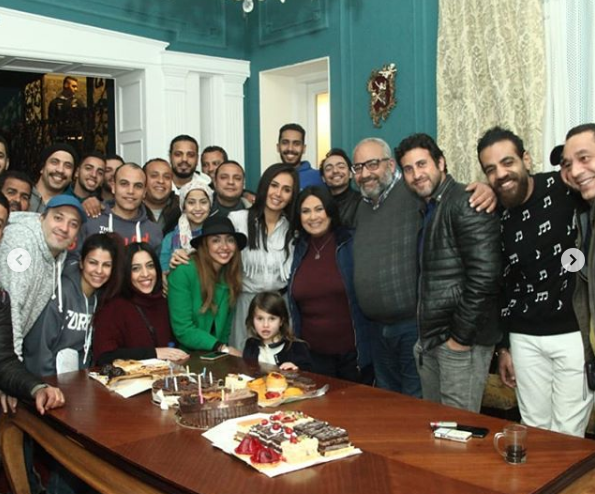 فريق عمل مسلسل دهب عيرة 