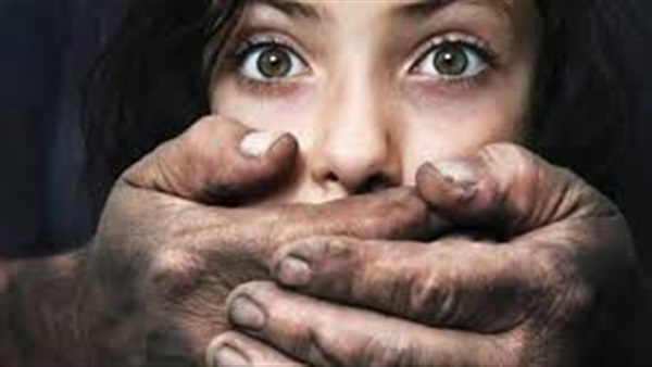 تاجيل محاكمة 18 متهم بالاتجار بالبشر
