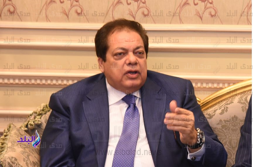 النائب محمد أبو العينين