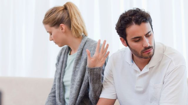 حكم عدم الإنفاق على الزوجة