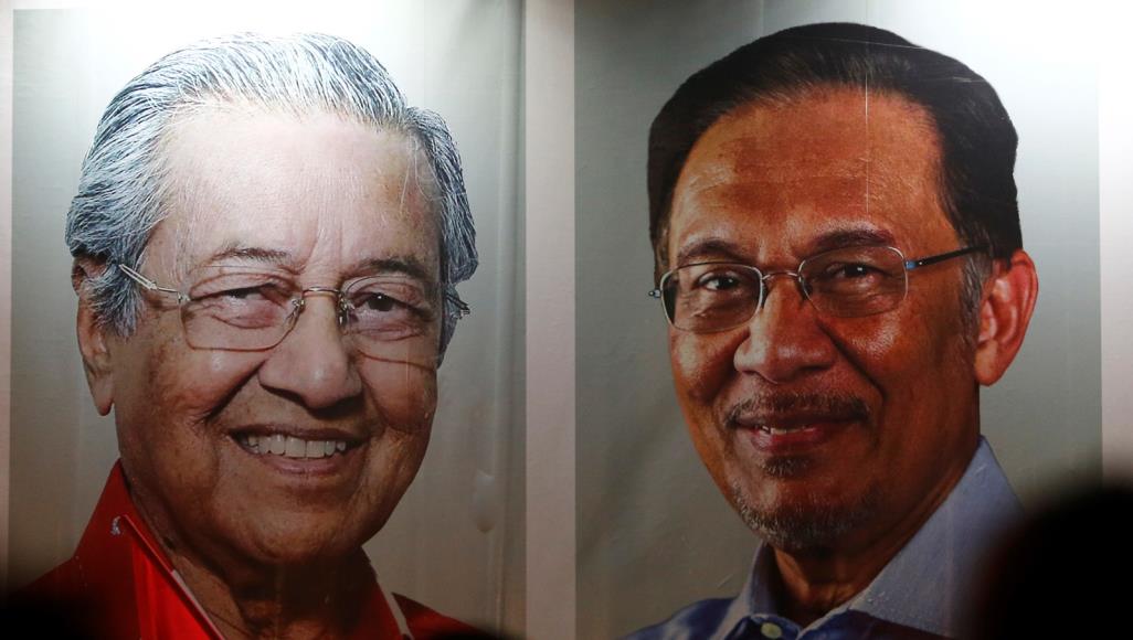 أنور إبراهيم ومهاتير محمد