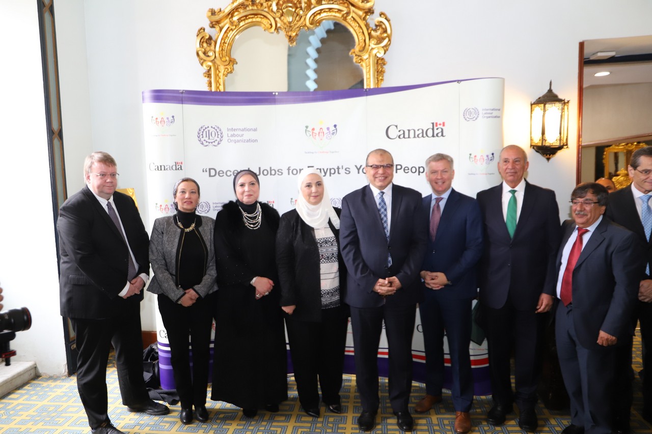 4 وزراء في ختام مشروع "وظائف لائقة لشباب مصر" 4 وزراء في ختام مشروع "وظائف لائقة لشباب مصر"