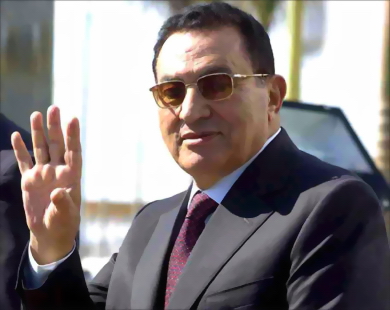 النواب ينعي وفاة الرئيس الأسبق حسني مبارك