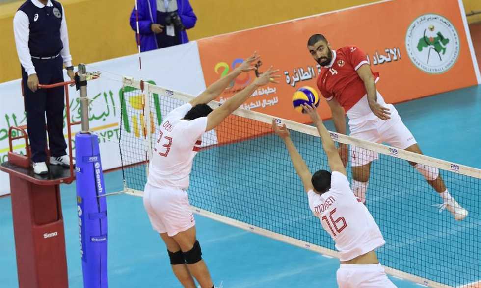 لاعبو النادي الأهلي 