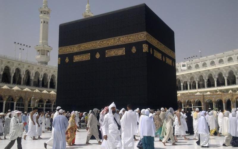 تعليق رحلات العمرة في السعودية