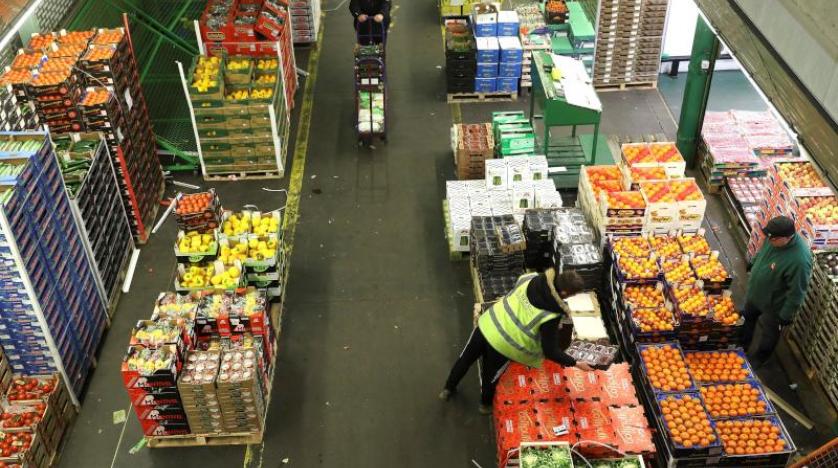 العالم يخسر بسبب فيروس كورونا