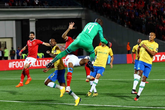 لقاء الأهلي وصن داونز 