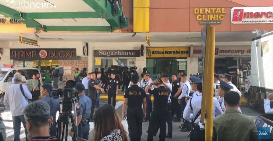 عملية احتجاز رهائن بمركز تجاري في عاصمة الفلبين