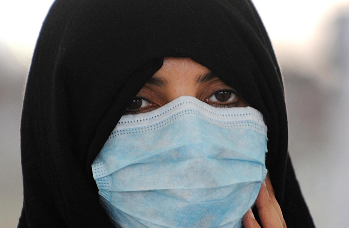 السعودية تكشف تطورات الحالة الصحية للمصاب بـ كورونا