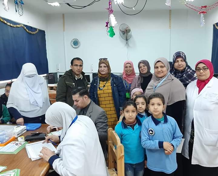 فحص 70 ألف تلميذ بدمياط 