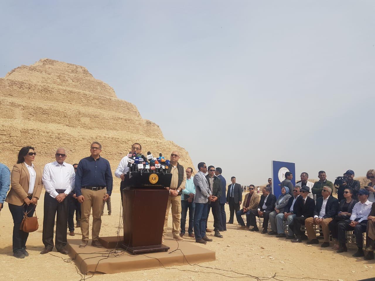 الدكتور مصطفى مدبولي - رئيس مجلس الوزراء