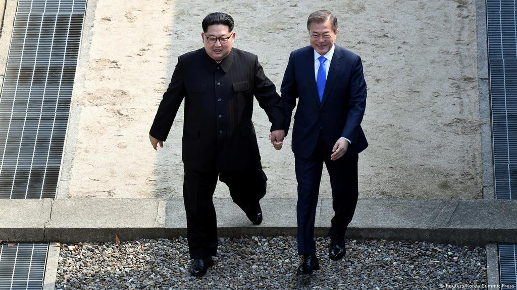 كيم يونج اون ومون جيه ان