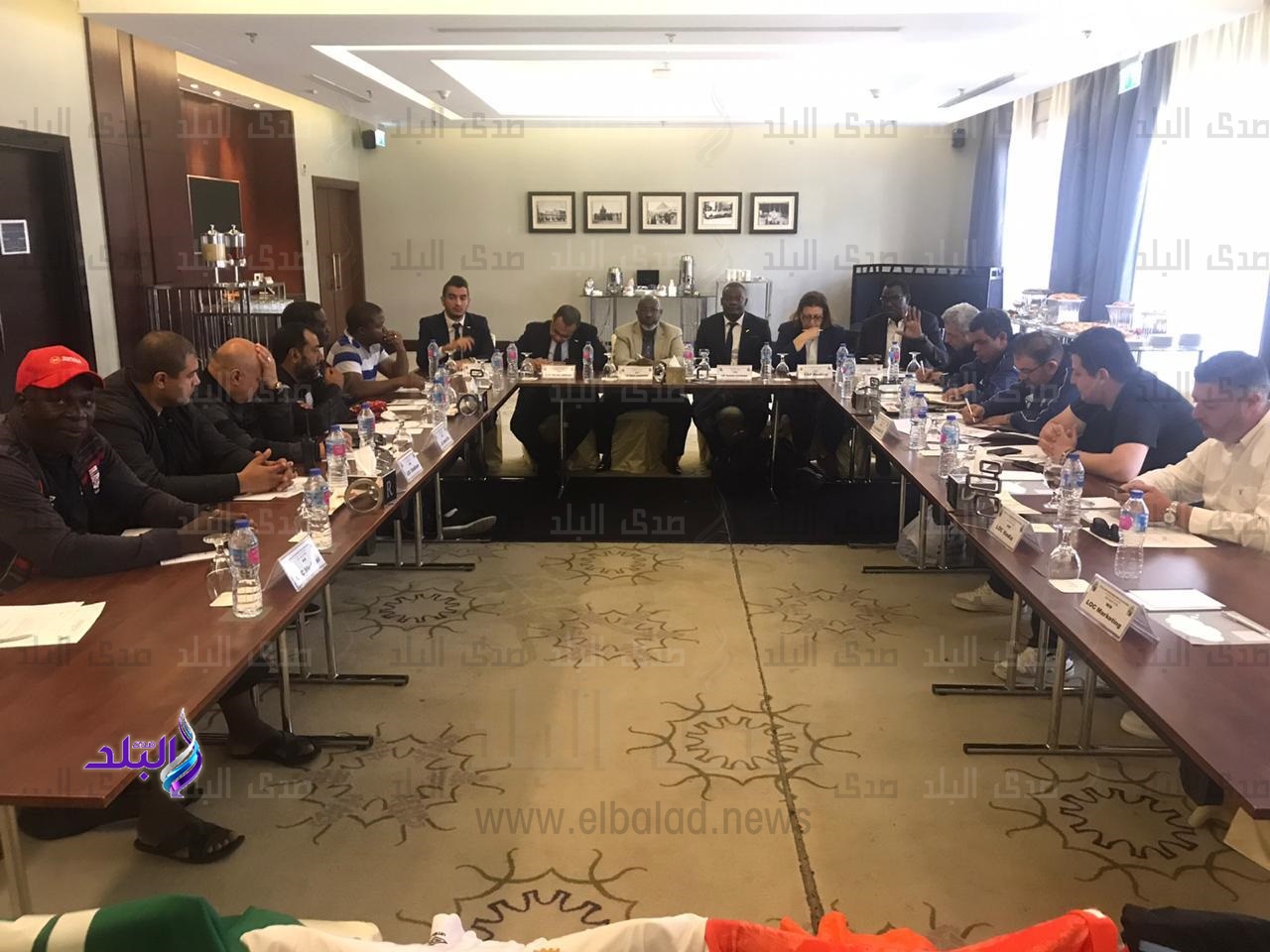 جانب من الاجتماع الفني