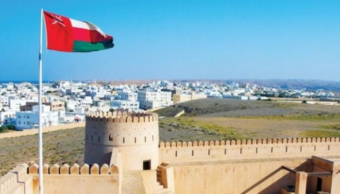 سلطنة عمان تلزم القادمين من مصر بتطبيق الحجر الصحي