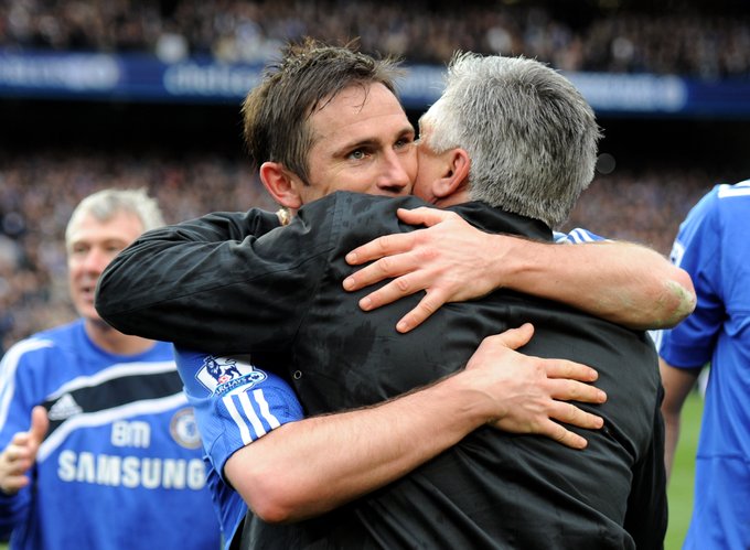 لامبارد رفقة أنشيلوتي عندما كان لاعبا مع البلوز