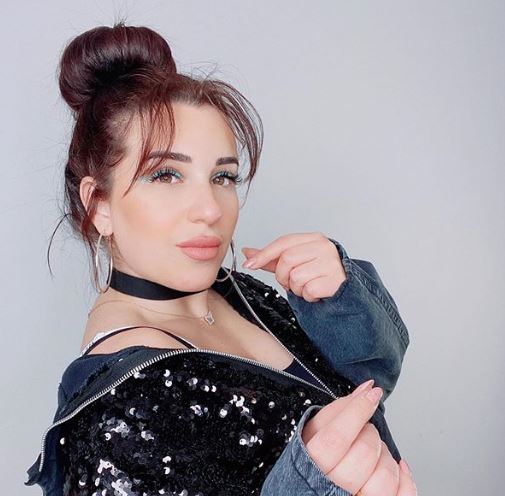 اسما شريف منير 