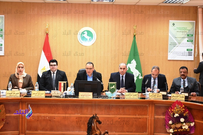 إنشاء وتطوير 5 مدارس بمركز وكفر صقر