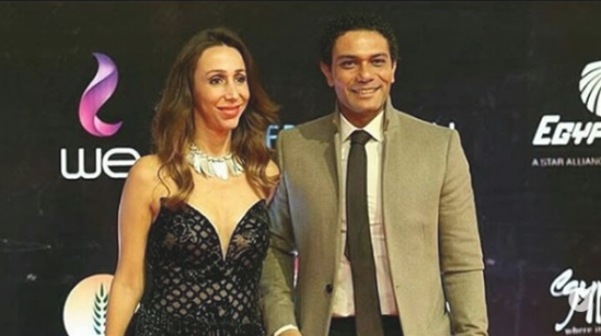 آسر ياسين وزوجته