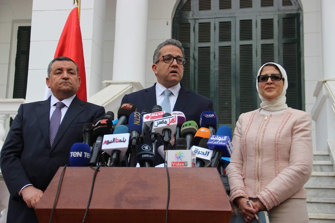 خالد العناني 