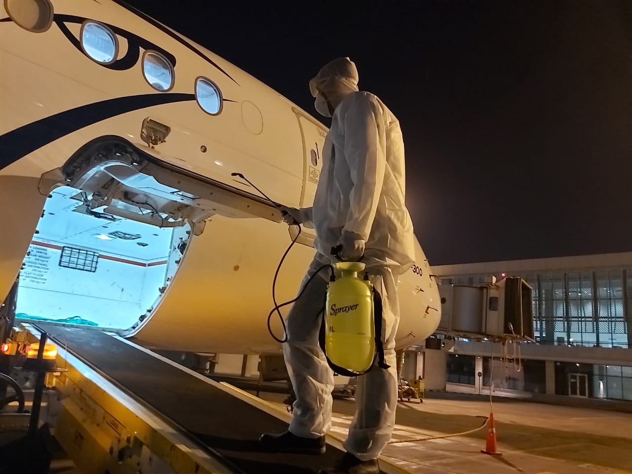 المطارات المصرية 