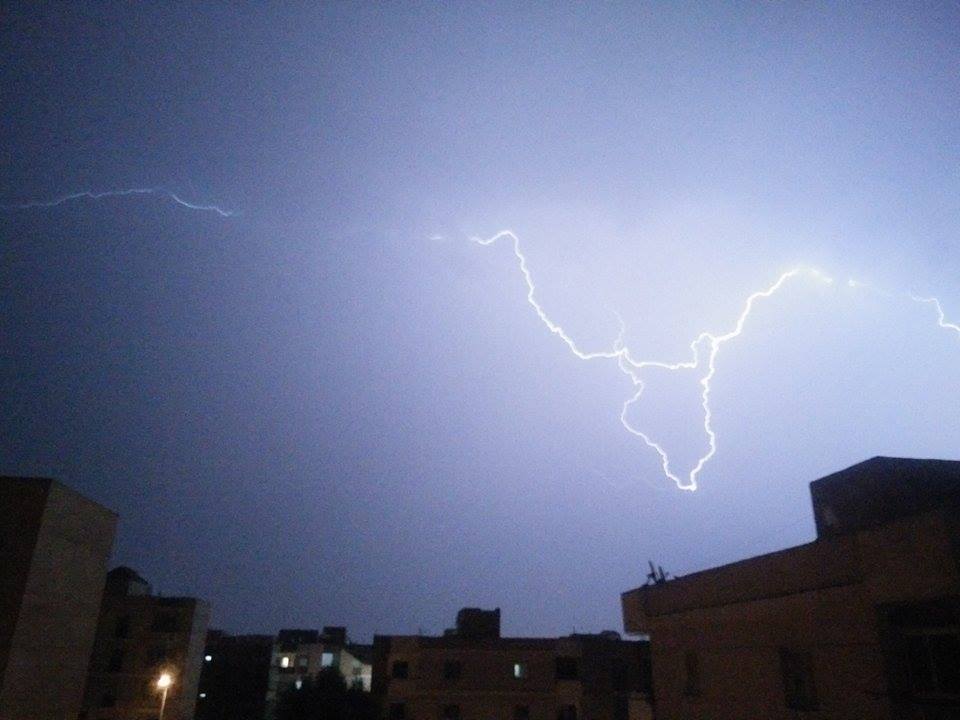 برق