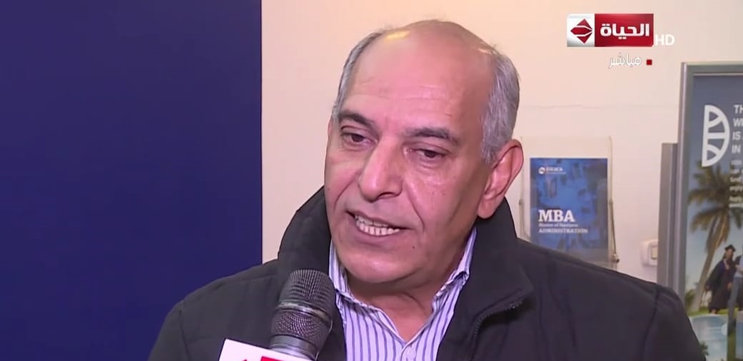 الدكتور عادل صقر، أستاذ مناهج البحث العلمى