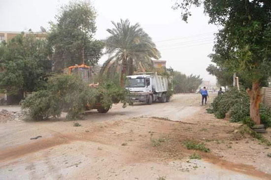  إصابة ربة منزل وطفلها في انهيار منزل بالوادي الجديد