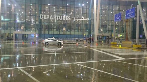 مطار القاهرة