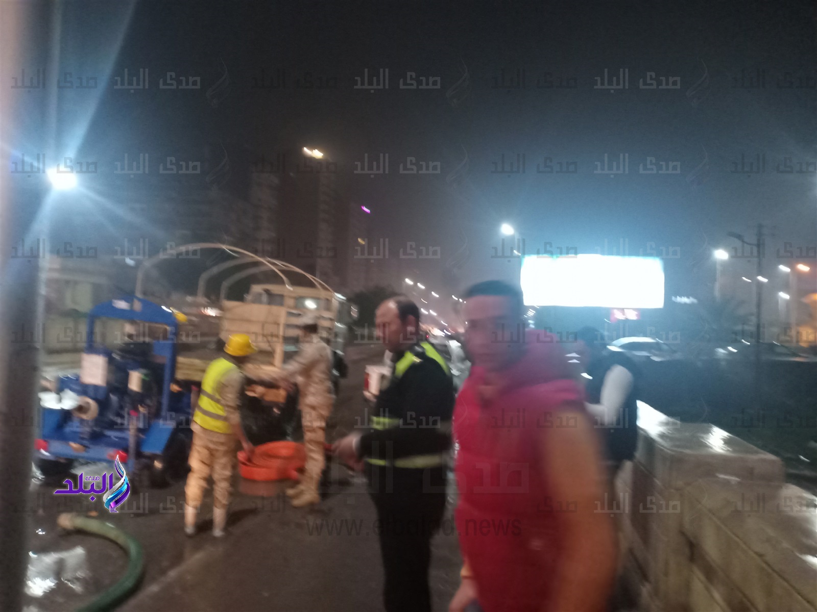 سيارات لشفط مياه الأمطار بالغربية
