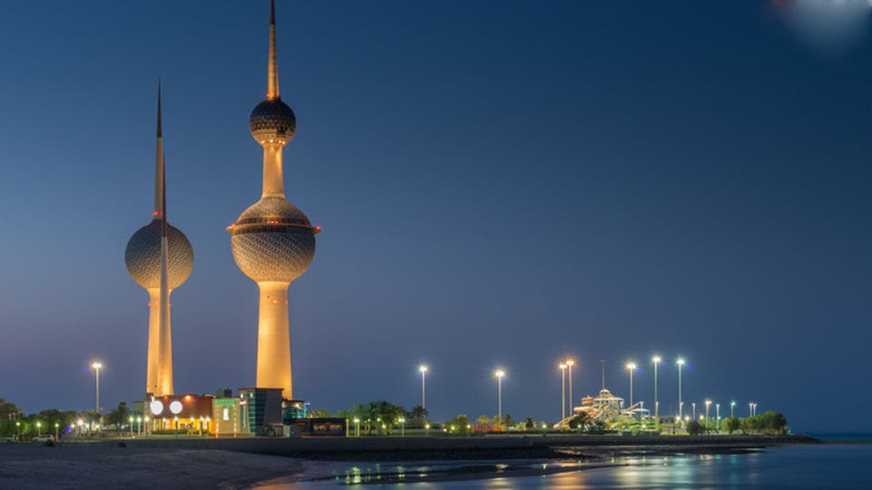 الكويت تغلق المجمعات التجارية ومراكز التسوق بسبب كورونا