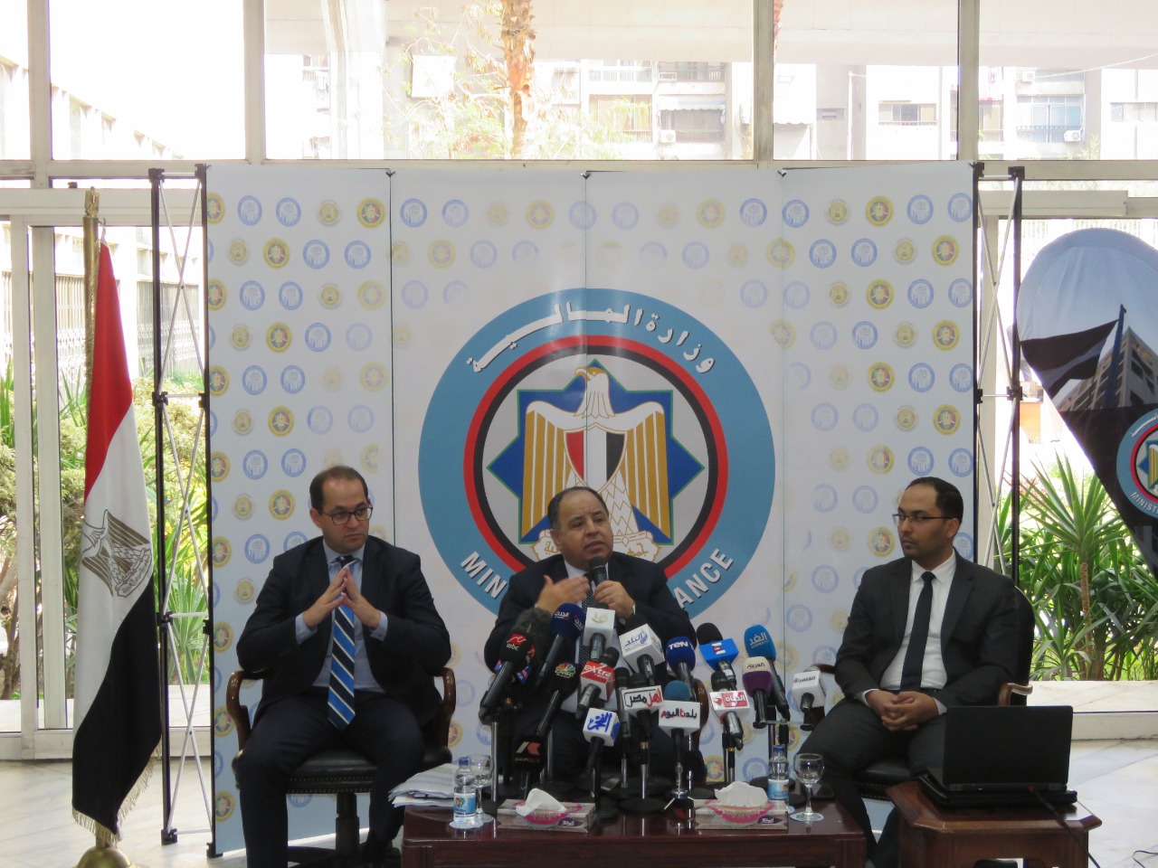 وزير المالية 