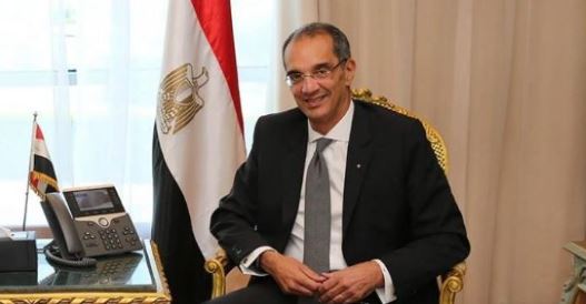 وزير الاتصالات 