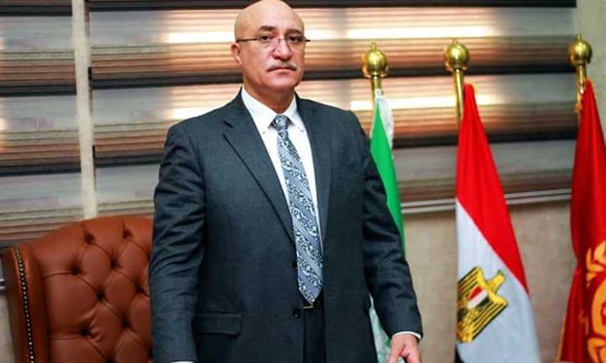 رئيس النادي المصري