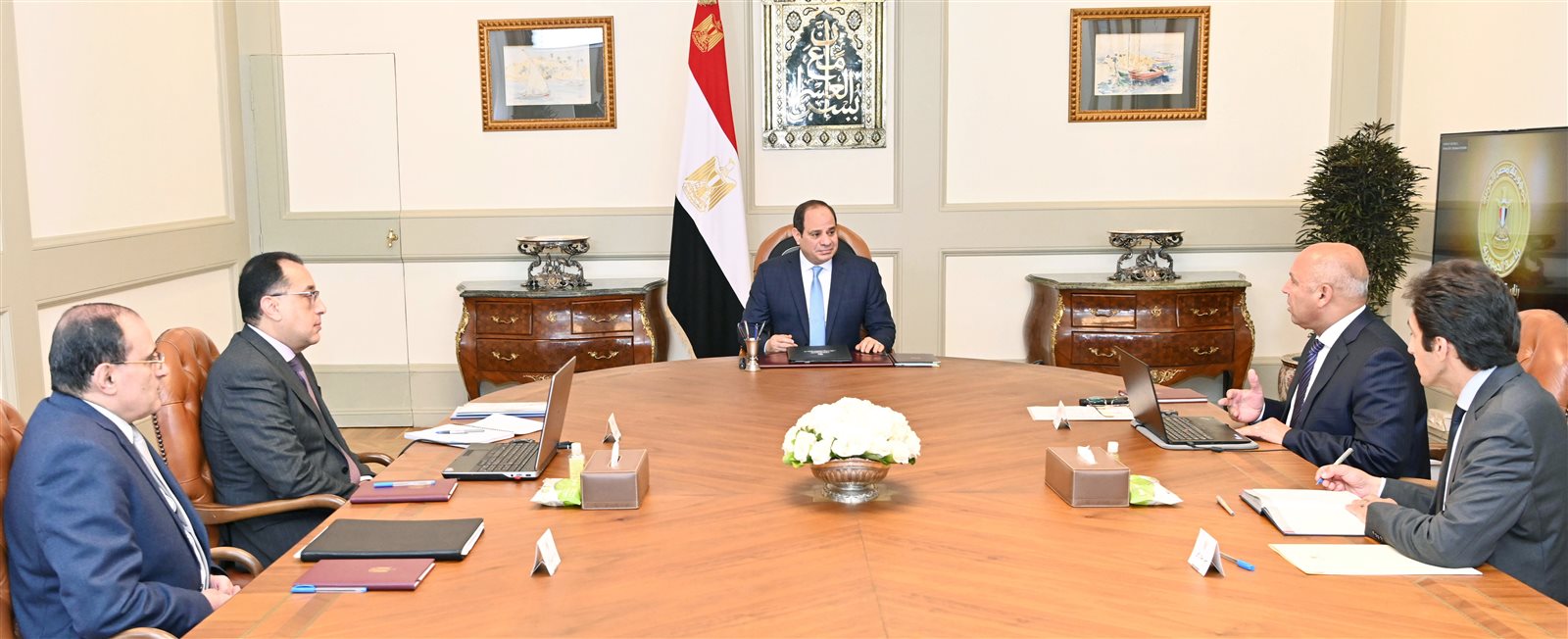 الرئيس عبد الفتاح السيسي الرئيس عبد الفتاح السيسي