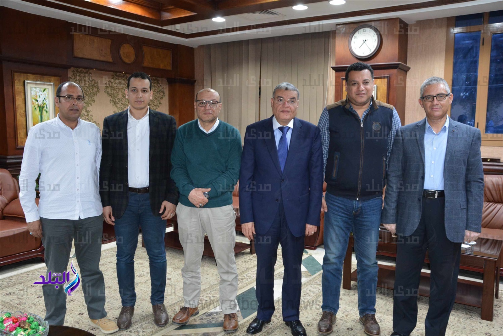 محافظ المنيا  مع وفد الغرفة التجارية