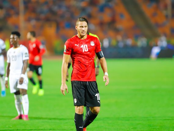 رمضان صبحي صانع ألعاب الفريق الأول لكرة القدم بالنادي الأهلي