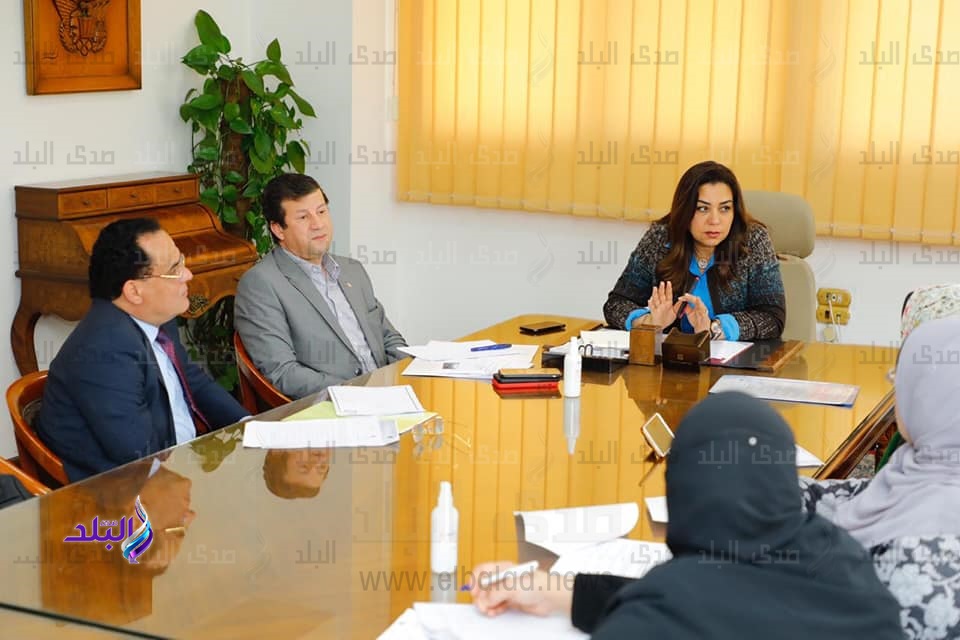 الدكتورة منال عوض محافظ دمياط