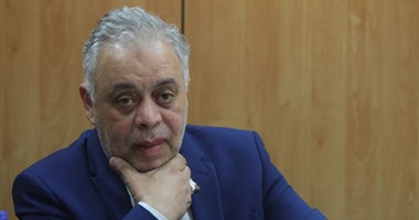الفنان أشرف زكى نقيب المهن التمثيلية