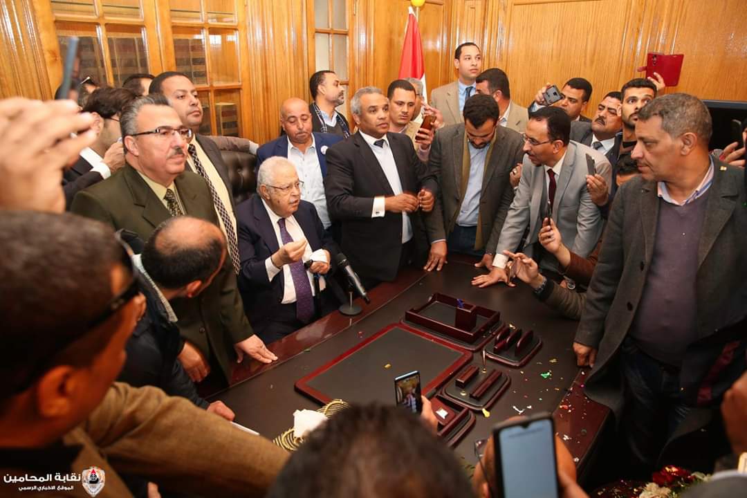 رجائي عطية نقيب المحامين 