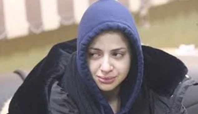 منى فاروق