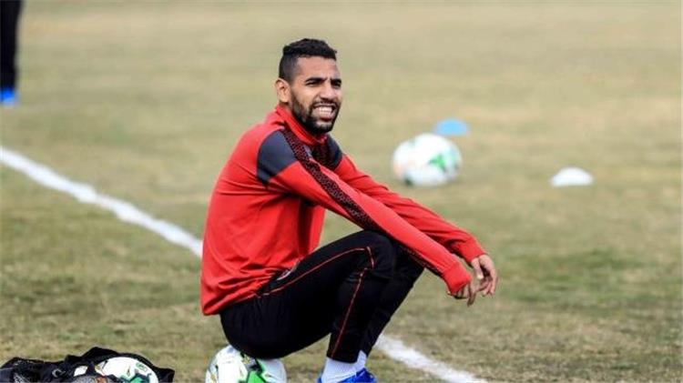 مؤمن زكريا نجم فريق الكرة الاول بالنادي الاهلي