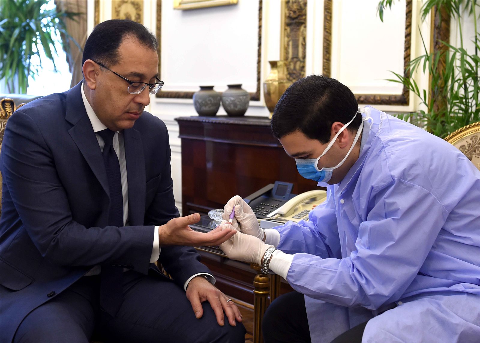 الدكتور مصطفى مدبولي - رئيس مجلس الوزراء