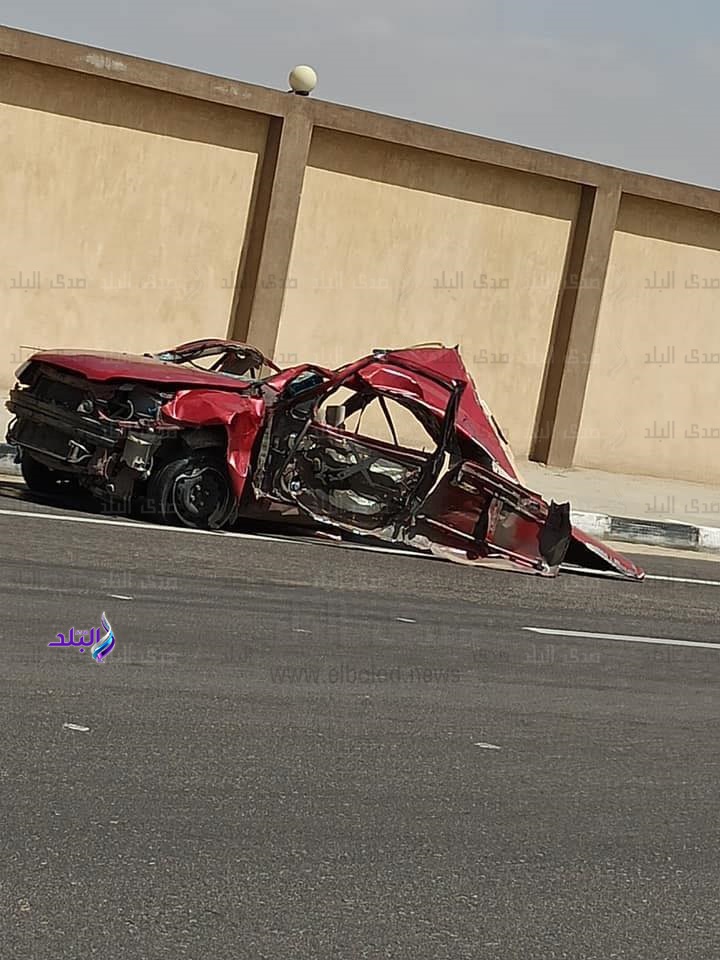 صورة من حادث انقسام سيارة فى حادث