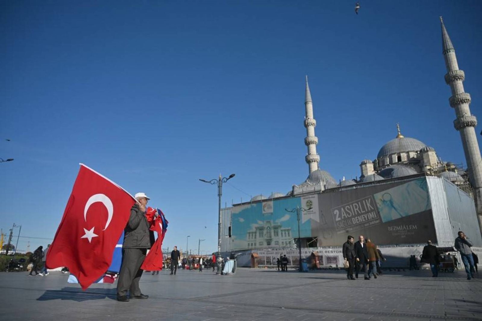 وفاة قائد عسكري تركي سابق بفيروس كورونا