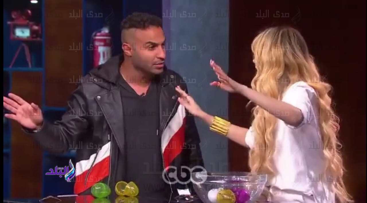 احمد فهمي، وهنا الزاهد 