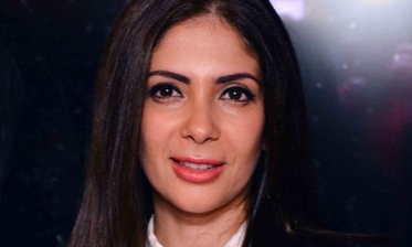 منى ذكى 