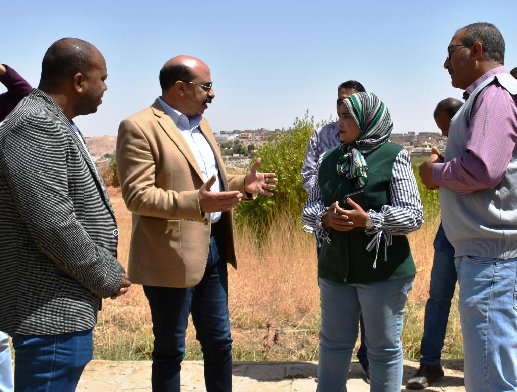 جولة محافظ أسوان بالحديقة الاستوائية