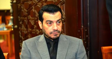 الفنان ايهاب توفيق