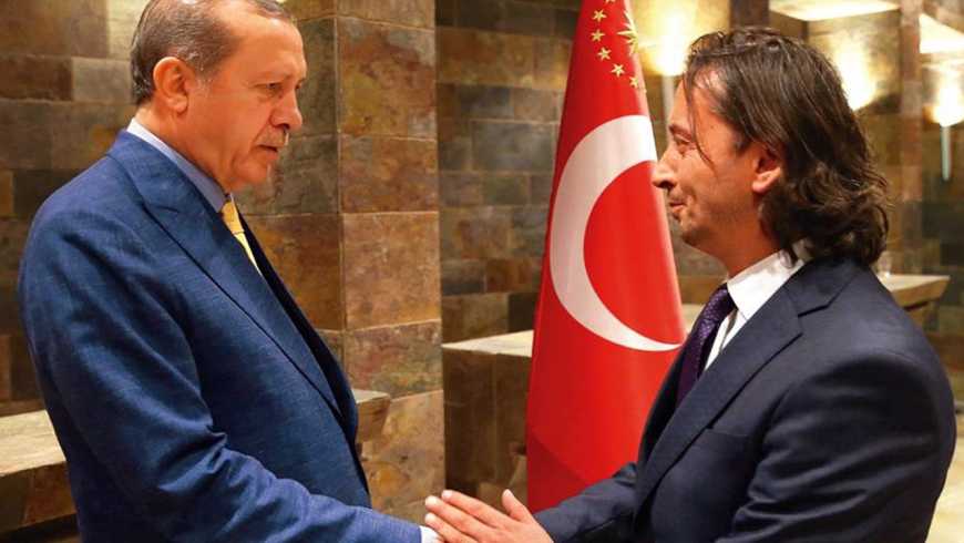 اردوغان ورئيس تحرير جريدة ينى شفيق